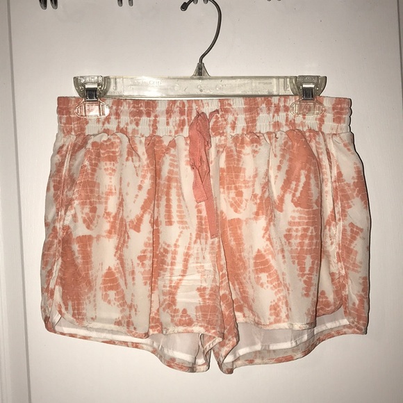 Joíe shorts - Picture 2 of 2